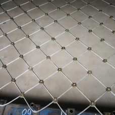 Сетка нержавеющая тросовая со скобочным креплением и ромбической ячейкой Н3 7х7 AISI 304 25х43х1 мм