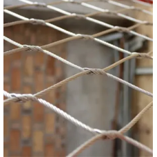 Сетка нержавеющая тросовая с параллельным узловым креплением и ромбической ячейкой Н1 7х7 AISI 316 20х35х1 мм